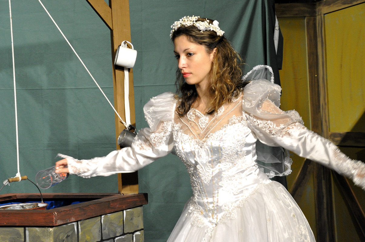 „Der goldene Brunnen“ Ein spritziges Märchenspiel von Otfried Preußler | Fotos: Gerd NIckel