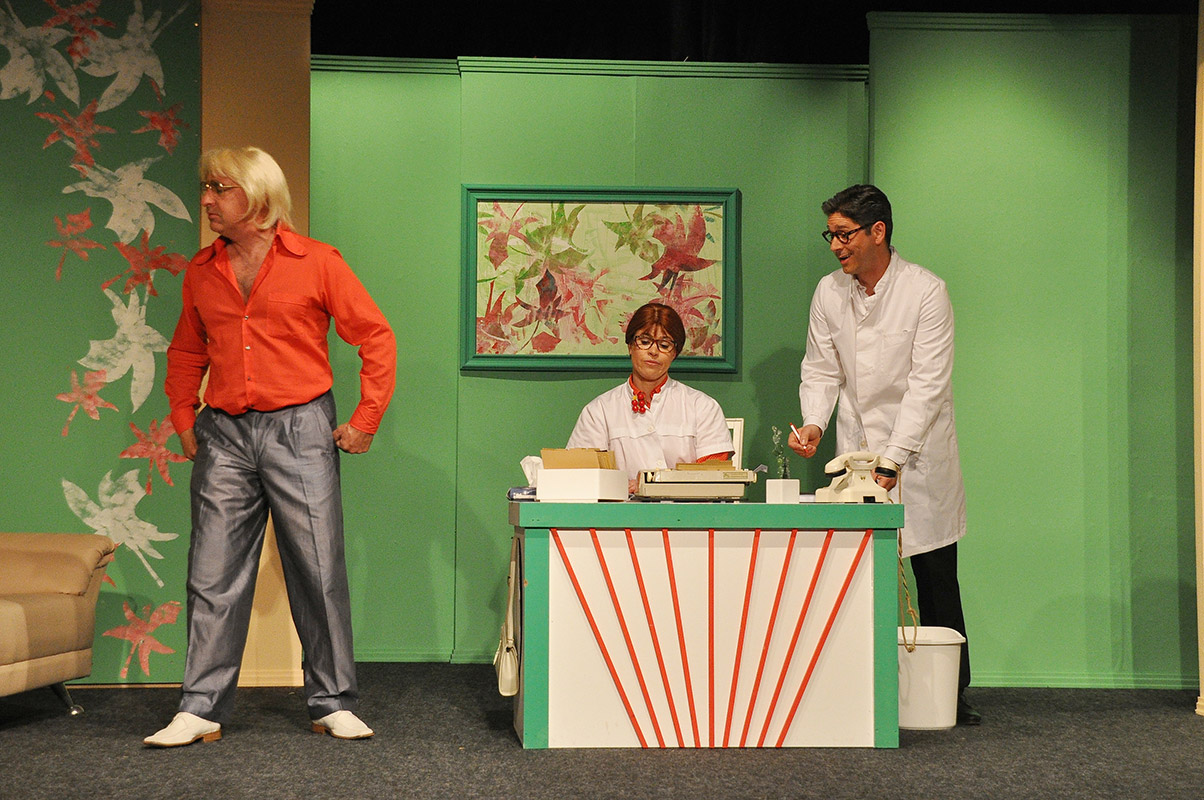 „Die Kaktusblüte“  Eine Komödie von Pierre Barillet und Jean-Pierre Grédy | Foto: Gerd NIckel