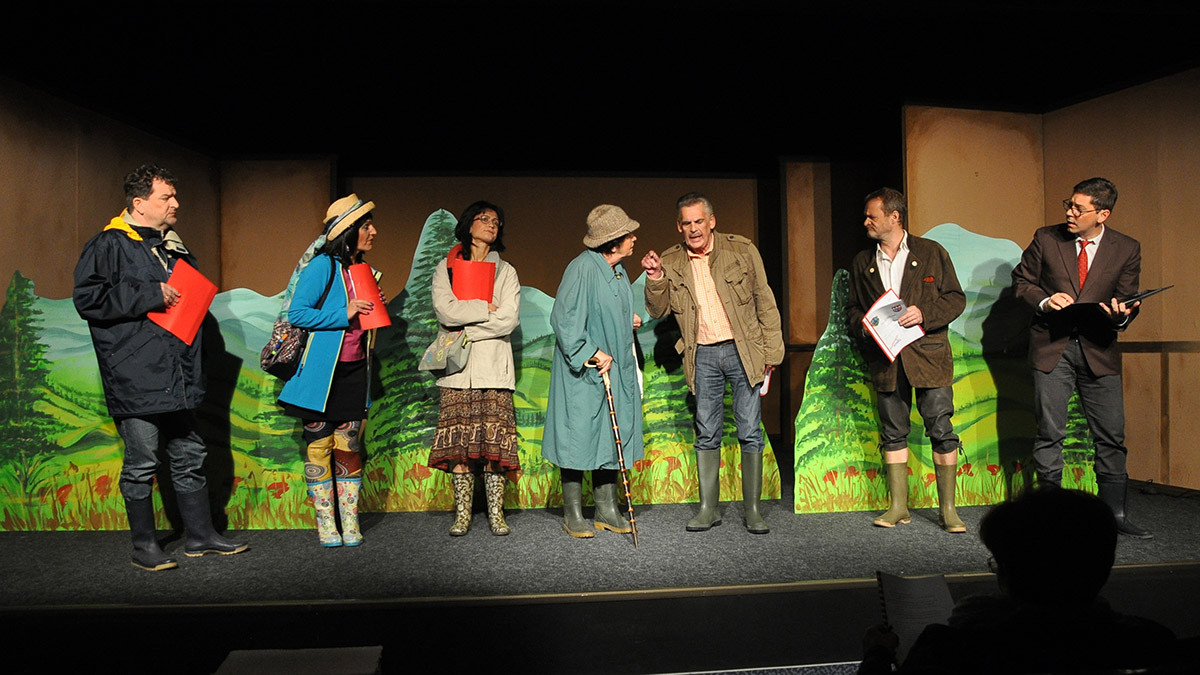 „Die Schlammschlacht“  Eine politisch unkorrekte Komödie um Geklüngel und Vetterleswirtschaft von Fitzgerald Kusz | Foto: Gerd NIckel