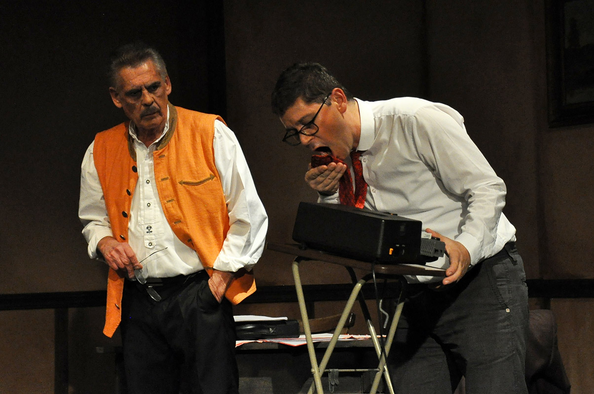 „Die Schlammschlacht“  Eine politisch unkorrekte Komödie um Geklüngel und Vetterleswirtschaft von Fitzgerald Kusz | Foto: Gerd NIckel